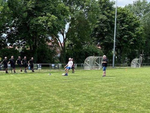 Speler-van-Houthalen-trap-penalty